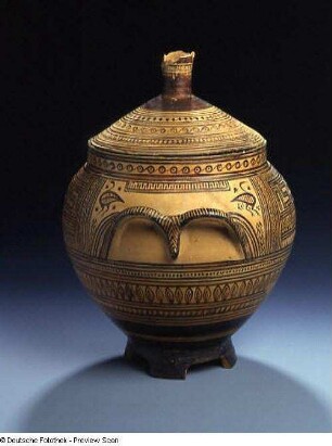 Krater mit Deckel