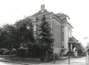 Weißwasser. Villa, Gutenbergstraße (um 1925). Straßenansicht