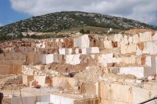 Insel Sardinien - Marmorsteinbruch : Marmorsteinbruch bei Orosei, aufgenommen auf Sardinien 2006