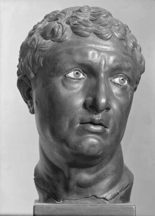 Kopf einer Porträtstatue aus Delos