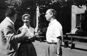 Basel, Schweiz: Komödie Basel; Immy Schell, Leopold Biberti und Dir. Karter