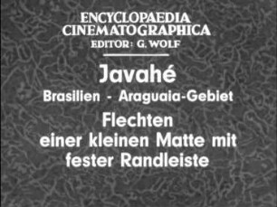 Javahé (Brasilien, Araguaia-Gebiet) - Flechten einer kleinen Matte mit fester Randleiste