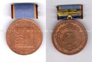 Medaille für langjährige Pflichterfüllung zur Stärkung der Landesverteidigung der Deutschen Demokratischen Republik in Bronze