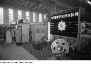 Exponate der Leipziger Herbstmesse 1954
