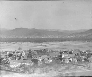 Blick vom Tuniberg über Munzingen nach Freiburg