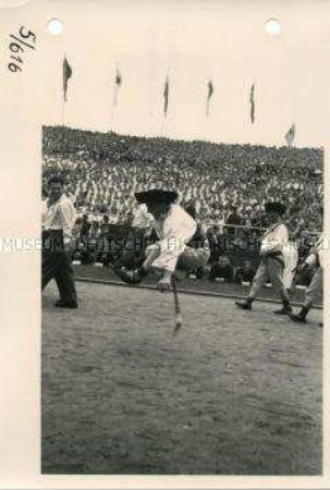 Eröffnung der III. Weltfestspiele 1951 in Berlin im Walter-Ulbricht-Stadion