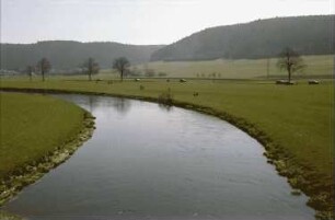 Immendingen: Donaubrücke mit Sonderzug; Strecke nach Blumberg, bei Immendingen