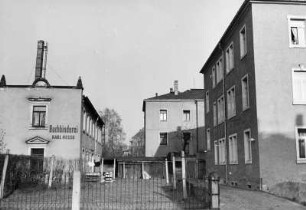 Dresden-Striesen, Eisenacher Straße 5. Buchbinderei Karl Hesse. Straßenseite