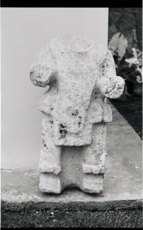 Unknown Provenance, Architectural Sculpture (PNK: KHM 4 - 136)
