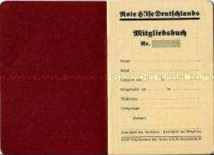 Vordruck eines Mitgliedsbuches der Roten Hilfe Deutschlands (blanko)