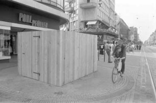 Herrenbrunnen von Bildhauer Jürgen Goertz in der Kaiserstraße Ecke Herrenstraße