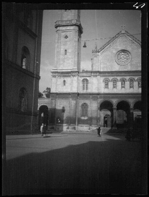 München: Ludwigskirche von der Schellingstraße aus