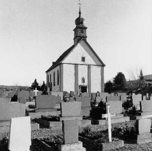 Evangelische Kirche und Friedhof; Lützelbach, Friedhofstraße 16, Friedhofstraße 20