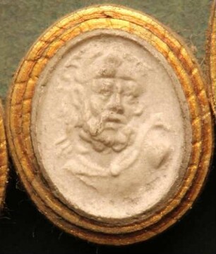 Kopf des Herkules (Herakles) mit der Löwenhaut bedeckt (Daktyliothek, Supplement)