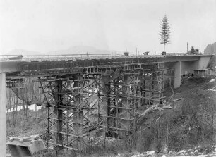 Franzosenschluchtbrücke (L1213), km 162,447 Wiederaufbau der gesprengten Fahrbahn Stuttgart - Ulm