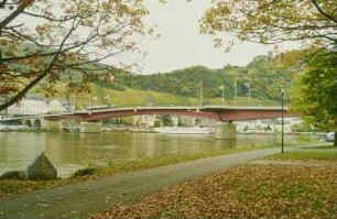 Moselbrücke Bernkastel