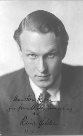 Porträt Rainer Geldern. Fotografie (Weltpostkarte mit Autograph, datiert 11.07.1937)