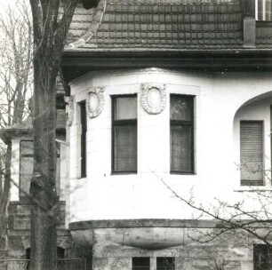 Cottbus, Sielower Straße 36. Villa (um 1910), Eckerker
