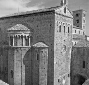 Santa Maria — Querhaus mit Chor