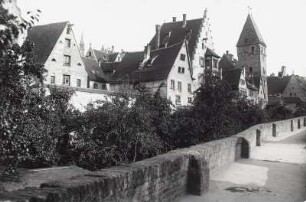Ulm, Stadtansicht : Ulm. Stadtansicht mit Stadtmauer und Metzgerturm. Blick nach Nordosten