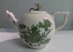 Teekanne mit grünem Blumendekor