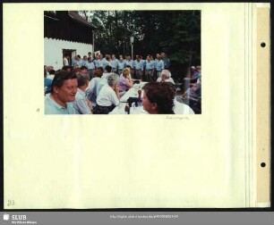 Eine Chorgruppe des Bergsteigerchores singt an der "Laasenperle" : Dirigent: Karl-Heinz Hanicke