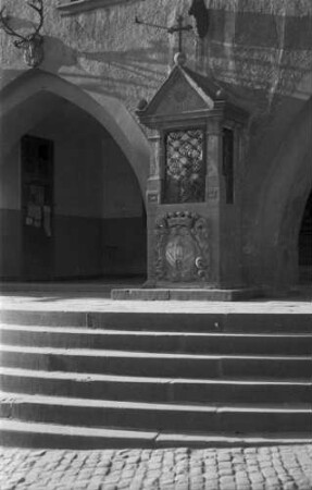 Brilon: Bildstock am Rathaus