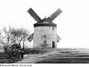 Turmwindmühle : Zaußwitz (bei Oschatz). Turmwindmühle