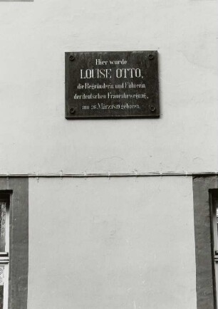 Meißen, Baderberg 2. Tafel zur Erinnerung an die Geburt von Louise Otto-Peters am 26.03.1819