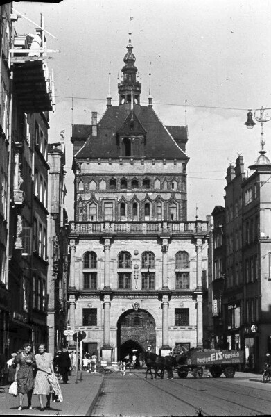 Danzig [Polen]: Langgassertor und Stockturm