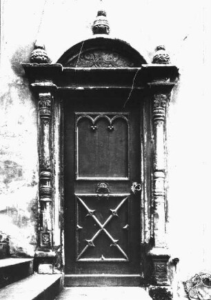 Dessau, Schloss, Portal am Johannbau; Binder, Ludwig
