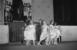 Szenen aus dem Gastspiel des Moissejew-Ensembles, Staatsoper, 05.06.1954