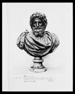Büste des Dionysos nach antikem Vorbild