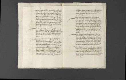 Schriftwechsel zwischen Pfalzgraf Wolfgang und Herzog Christoph von Württemberg wegen Raubüberfällen auf dem Hahnenkamm, Störungen des Landfriedens sowie Auseinandersetzungen um die Herrschaft Heidenheim.