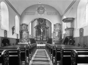 Innenansicht von St. Nikolaus in Bacharach