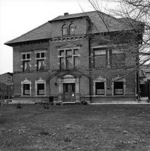Eschwege, Vor dem Brückentor 1
