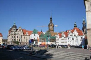 Dresden-Altstadt, Neumarkt. Blick zur Baustelle Residenzschloß