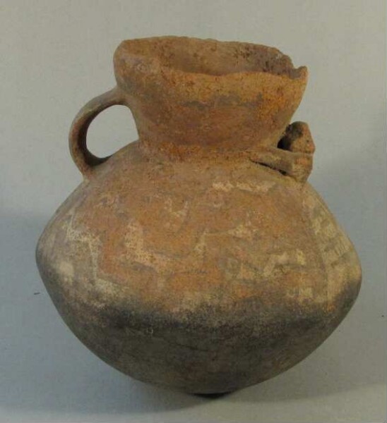 Clay vessel