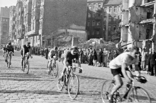Berlin. Max-Knaack-Eröffnungs-Radrennen am 16.10.1949