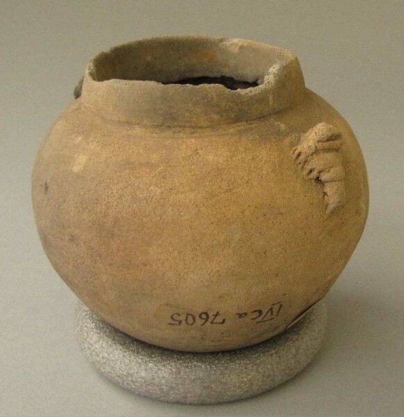 Clay vessel