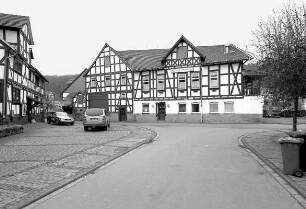 ehem. Gasthaus (Hofanlage); Kaufungen, Mittelstraße 20