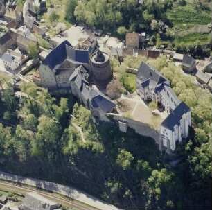 Leisnig. Burg Mildenstein. Luftbild-Schrägaufnahme von Nordosten