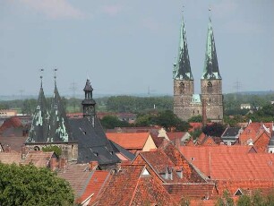 Quedlinburg - Stadtübersicht : Stadtübersicht von Quedlinburg mit Nikolaukirche (rechts), aufgenommen ca. 2000