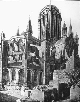 Coutances (Manche), Kathedrale, Vierungsturm