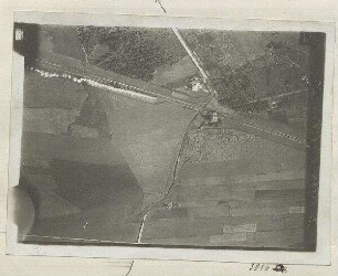 Bahnstrecke Olching-Lochhausen mit Zug (2000 m)
