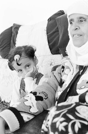 Portrait einer Frau und eines Mädchens, Sanaa