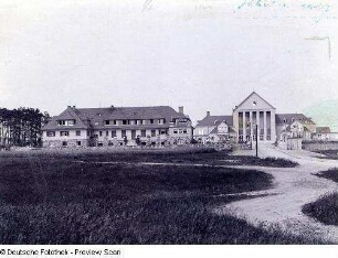 Dresden-Hellerau. Festspielhausgelände. Schülerheim (1910-1912) und Festspielhaus (1910-1912; H. Tessenow)