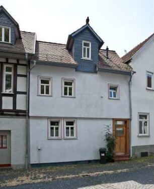 Lich, Kirchenplatz 8