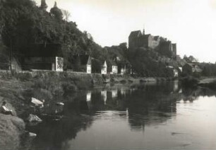 Colditz. Blick über die Mulde zum Schloss