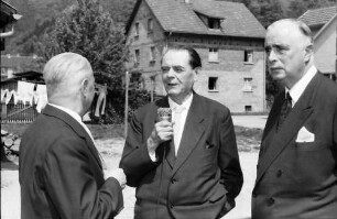 Hausen im Wiesental: Kultusminister Storz, O. E. Sutter, Carl Burckhardt